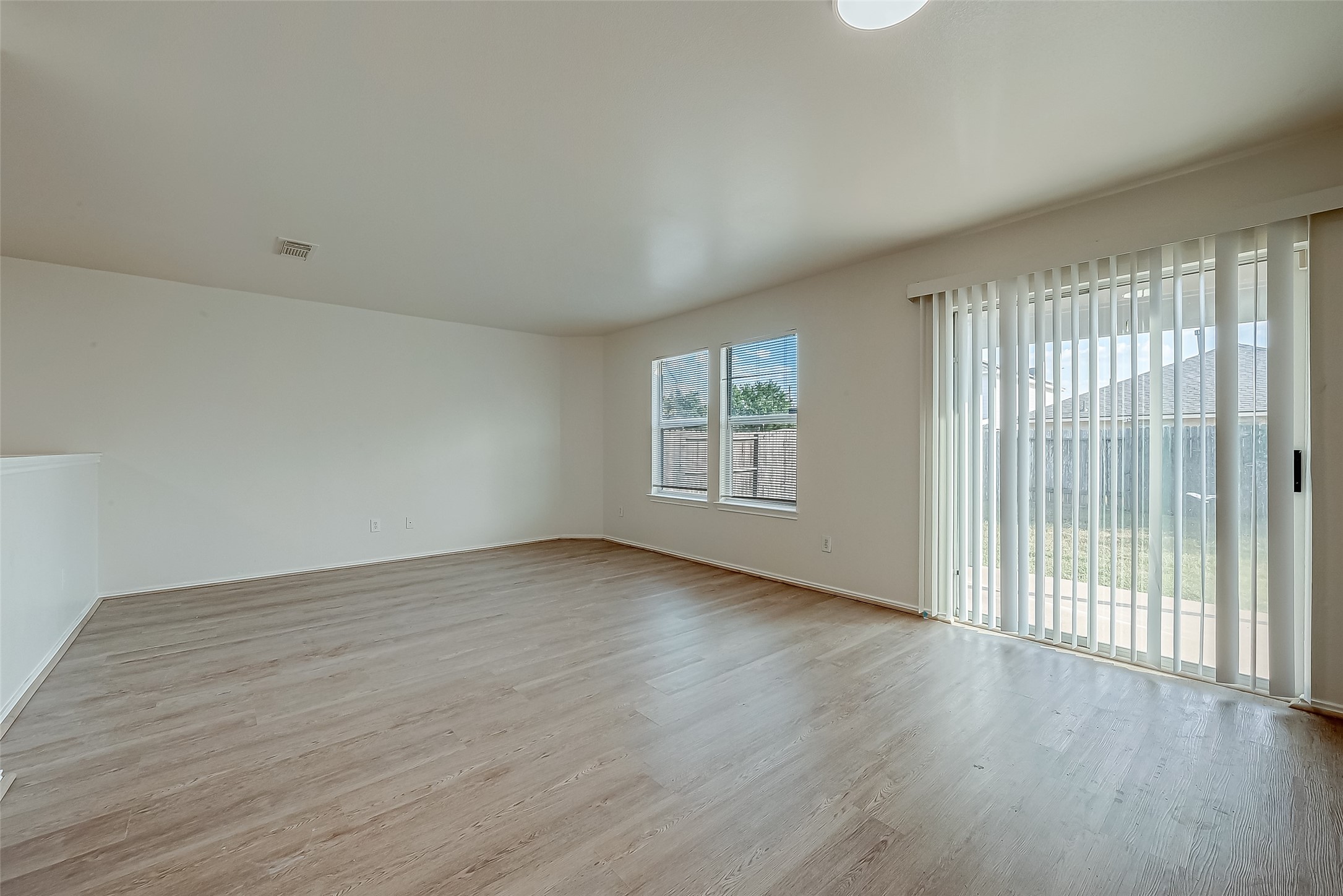 20807 Baronsledge Lane Katy, TX 77449 - Photo 11 of 48
