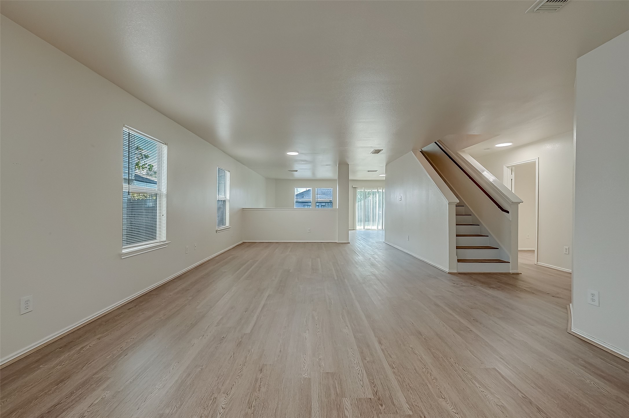 20807 Baronsledge Lane Katy, TX 77449 - Photo 8 of 48