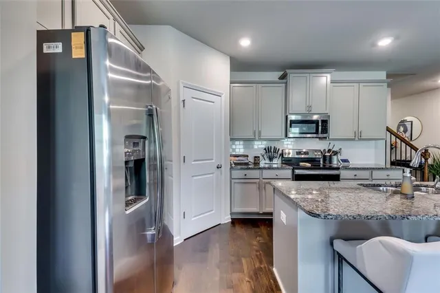 $314,997 | 7091 Gladstone Circle, Stonecrest, GA 30038