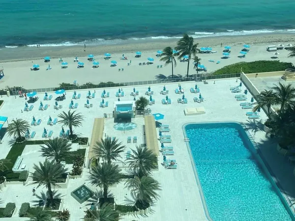 $2,495 | 2501 South Ocean Drive, Unit 330, Hollywood, FL 33019