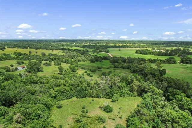 $1,000,000 | 7602 Rose Lane, Sealy, TX 77474