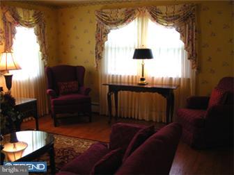 53 Rotterdam Road East Holland, PA 18966 - Photo 4 of 12 Gallery Image 4