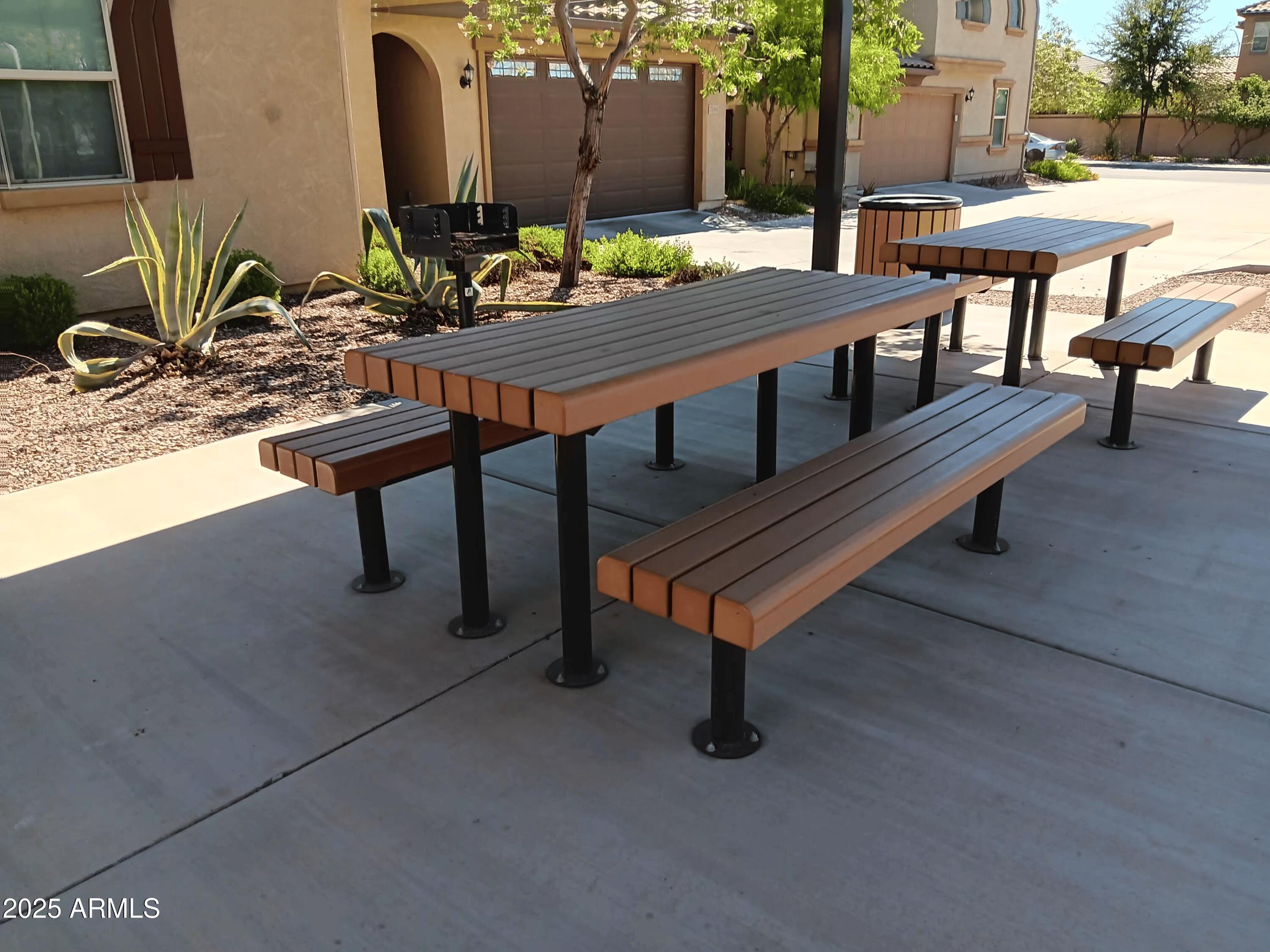 1132 South Amulet Mesa, AZ 85208 - Photo 34 of 37 a view of a tables and chairs in the patio