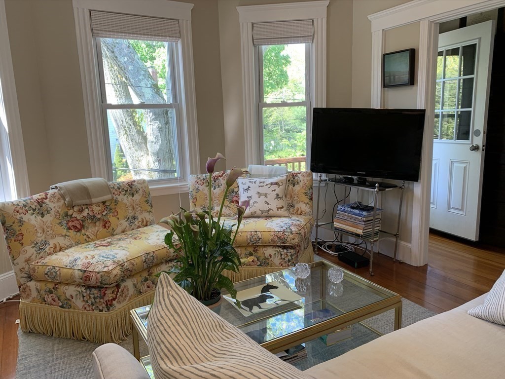 217 Reservoir Road, Unit 2 Brookline, MA 02467 - Photo 2 of 9