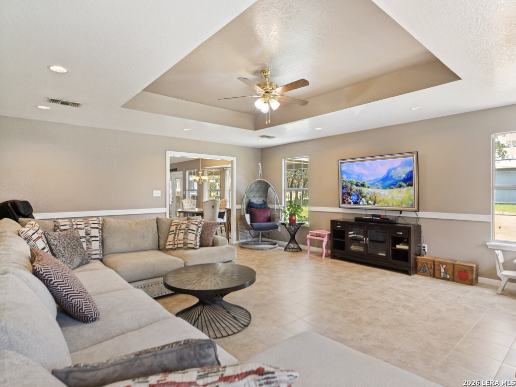 335 Spur Ridge San Antonio, TX 78264 - Photo 13 of 28