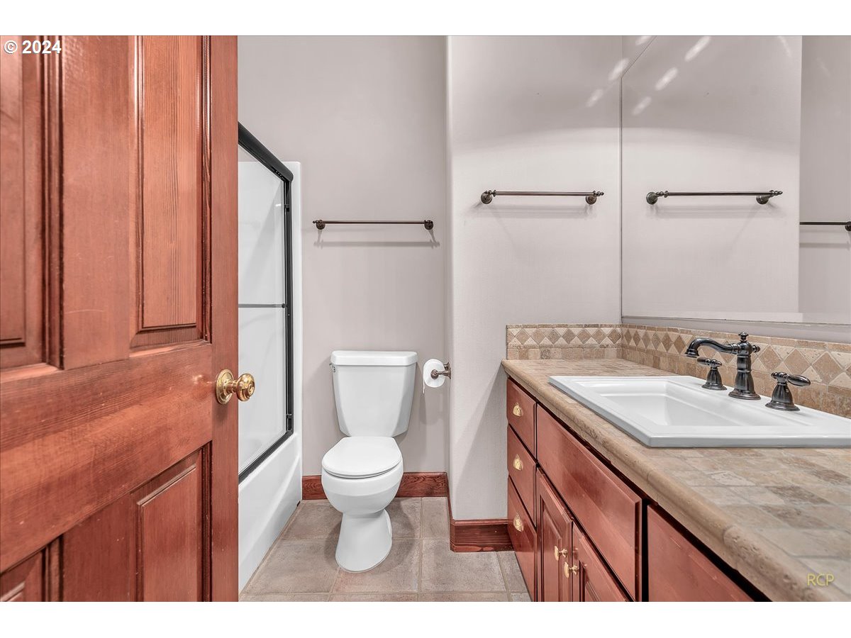 57400 South Morse Road Warren, OR 97053 - Photo 26 of 48 Bathroom
