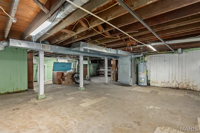 $226,500 | 619 South Wood Street, Staunton, IL 62088