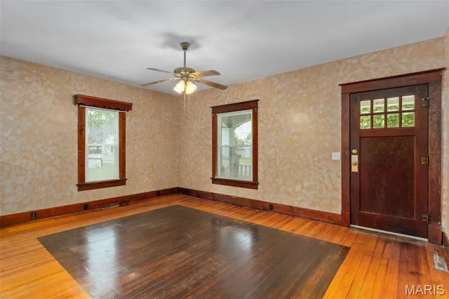 $226,500 | 619 South Wood Street, Staunton, IL 62088