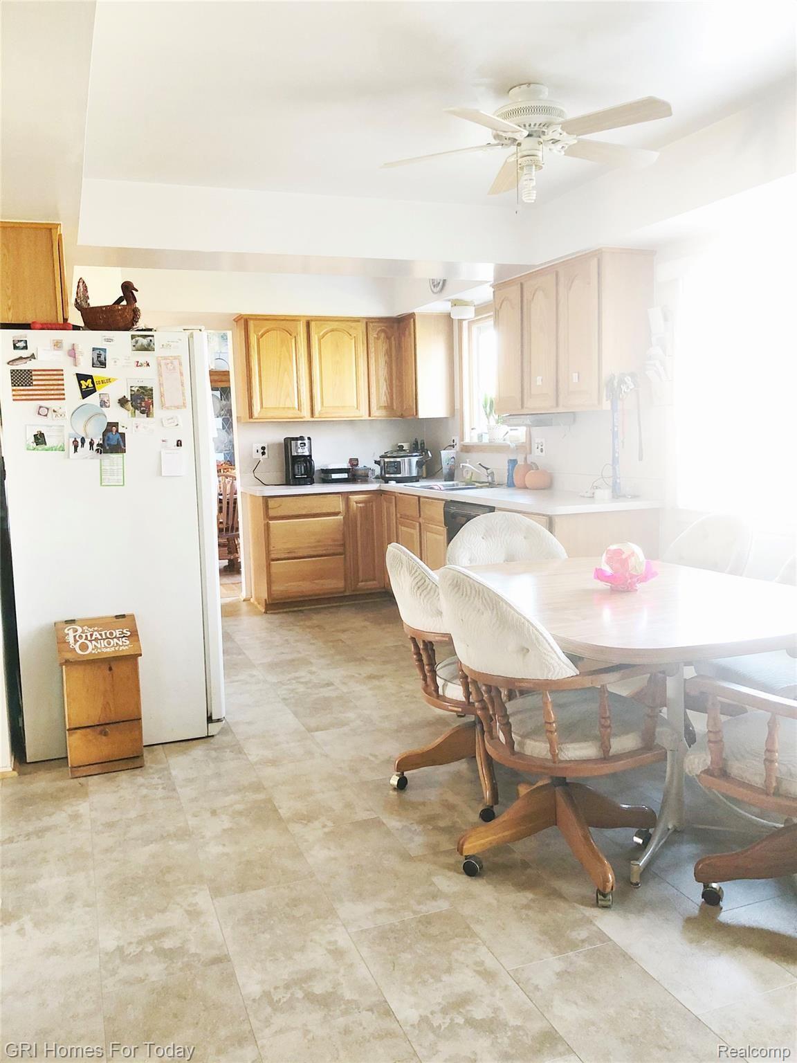 5756 Wedgewood Road Canton, MI 48187 - Photo 13 of 29 JPEG image 27.jpeg