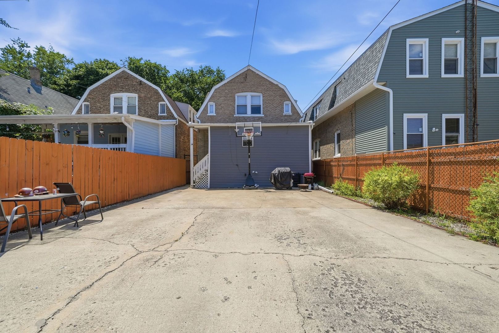1235 North Harding Avenue Chicago, IL 60651 - Photo 29 of 38