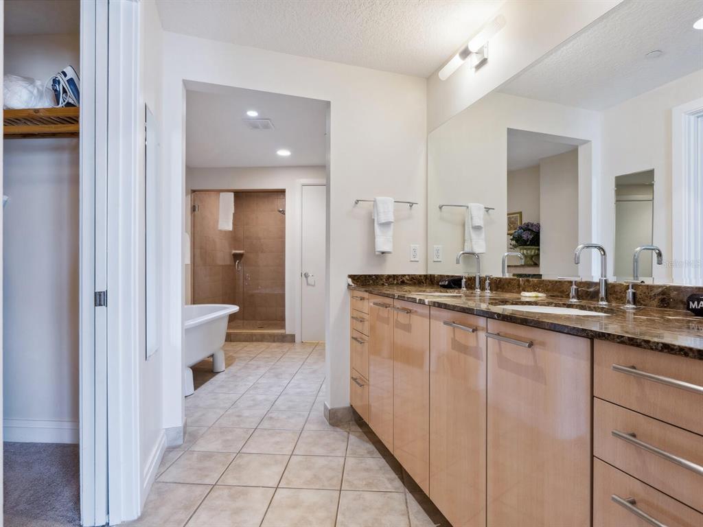 6512 Midnight Pass Road, Unit 303 Sarasota, FL 34242 - Photo 19 of 53