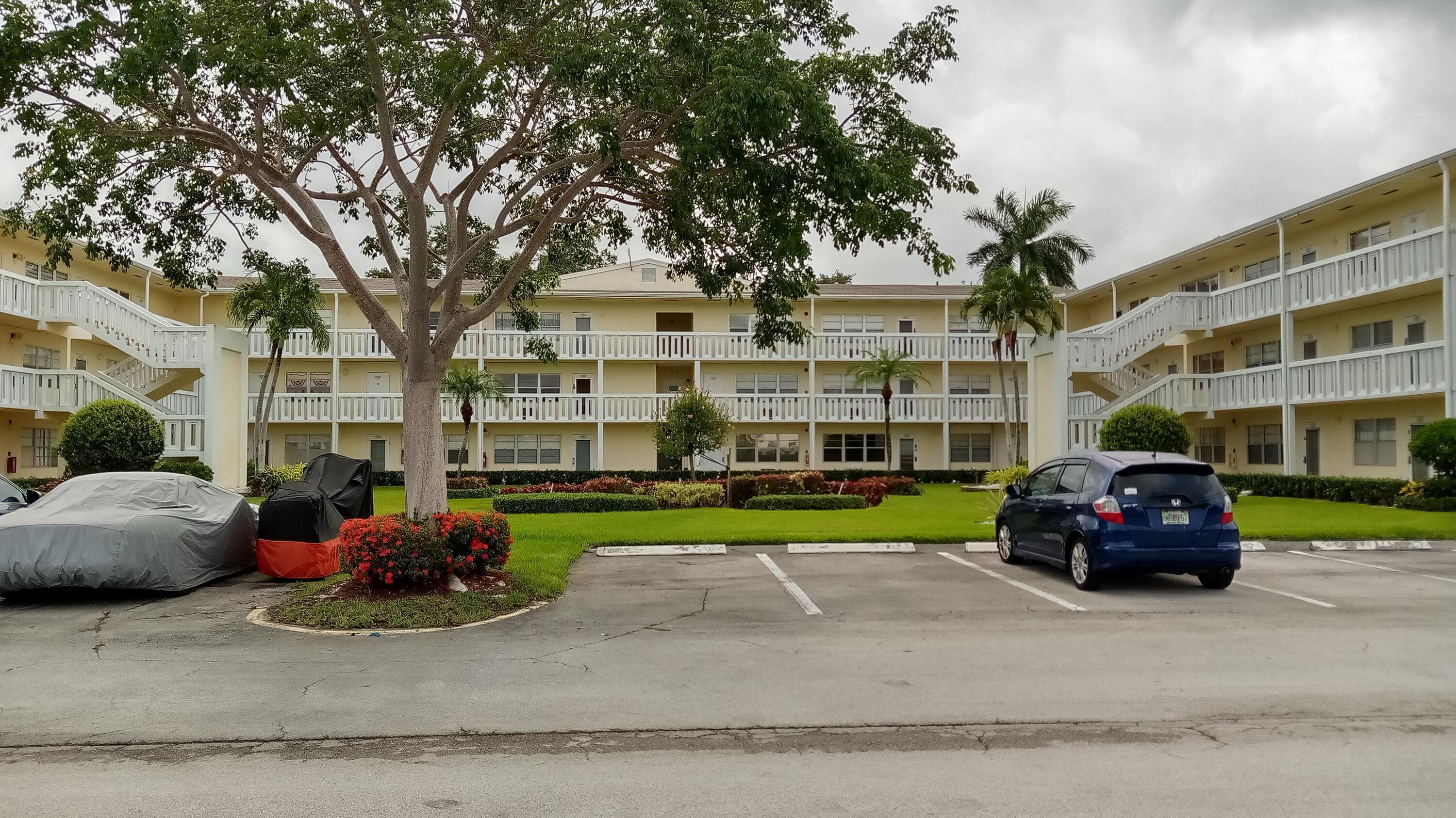 16 Dorset A Boca Raton, FL 33434 - Photo 19 of 37 IMG_20240622_105719