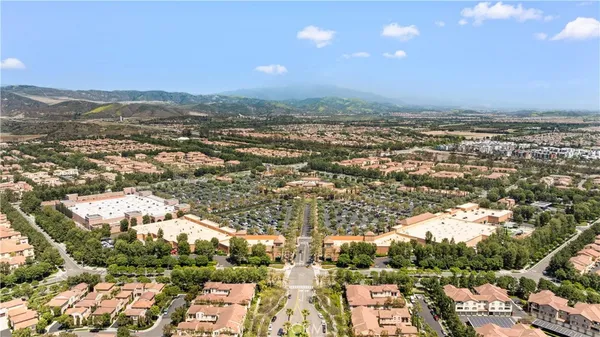 $2,480,000 | 21 Fanpalm, Irvine, CA 92620