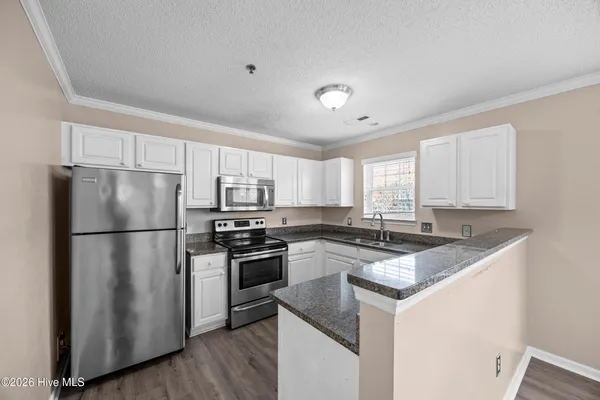 $2,200 | 1604 Willoughby Park Court, Unit 1, Wilmington, NC 28412