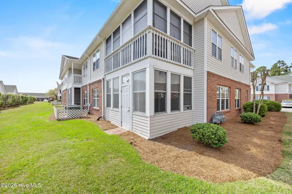 $2,200 | 1604 Willoughby Park Court, Unit 1, Wilmington, NC 28412