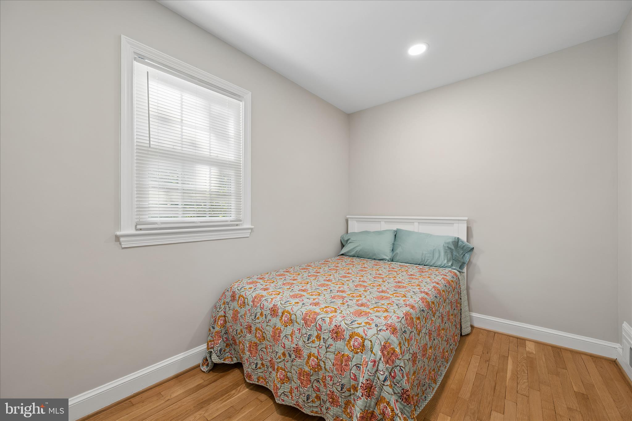1515 Dennis Avenue Silver Spring, MD 20902 - Photo 27 of 65 Bedroom 3