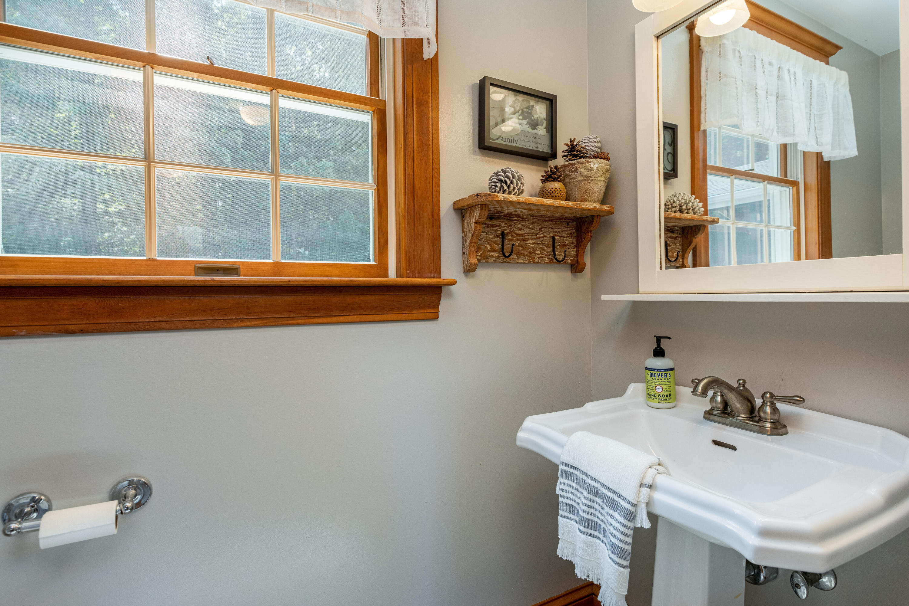8 Rays Circle Scarborough, ME 04074 - Photo 42 of 55 Mudroom/Half Bath