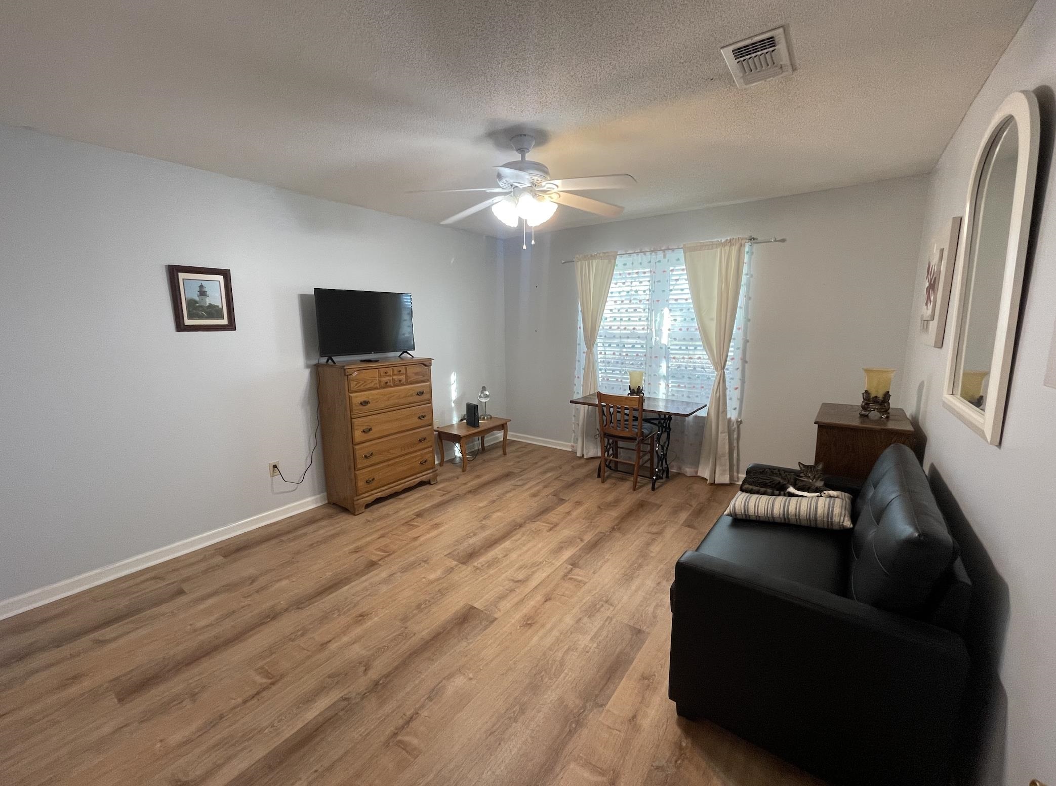 17643 East View Loop Foley, AL 36535 - Photo 4 of 25 Sitting Room
