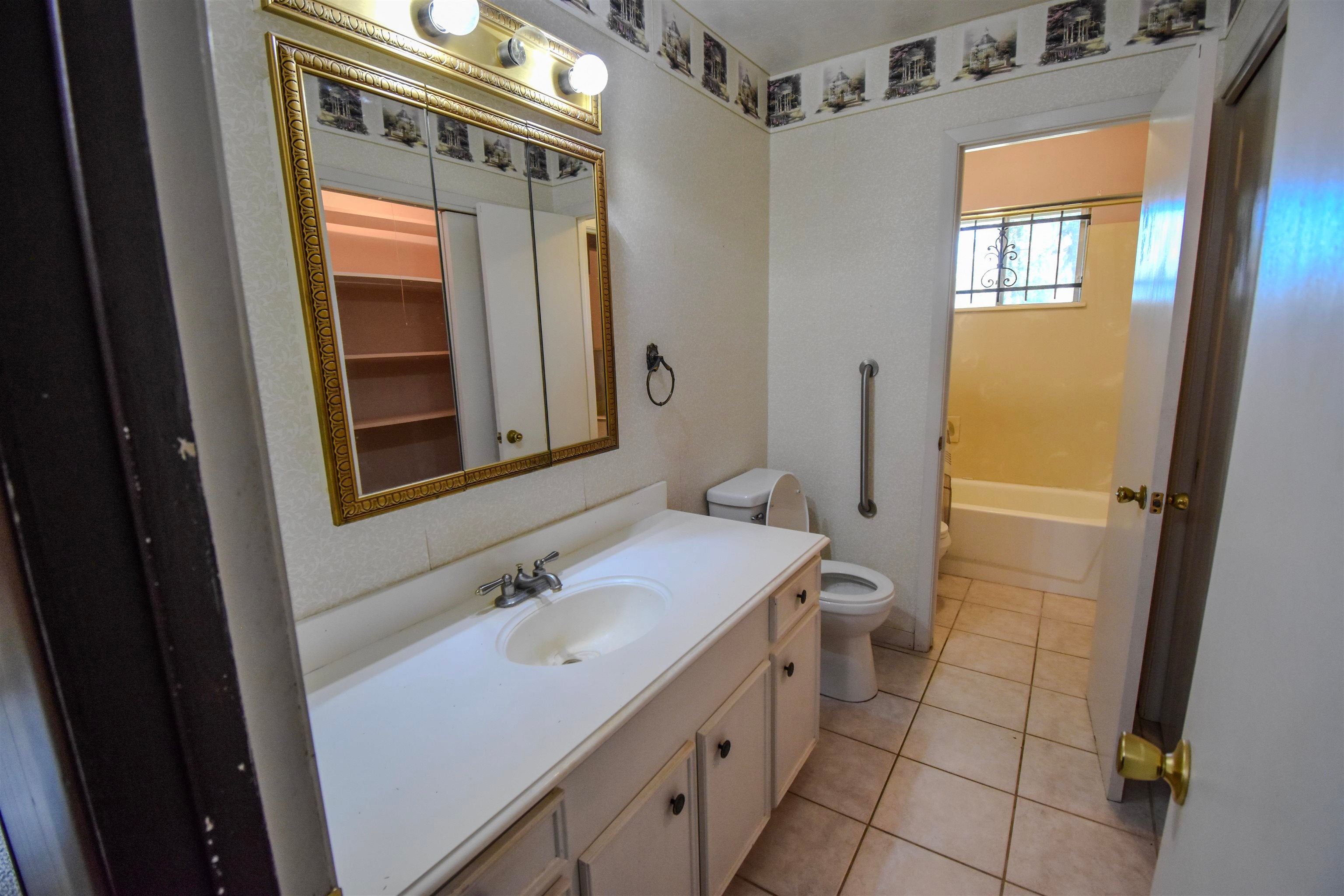 1446 Huntsman Street Orange, TX 77632 - Photo 16 of 38 Gallery Image 16