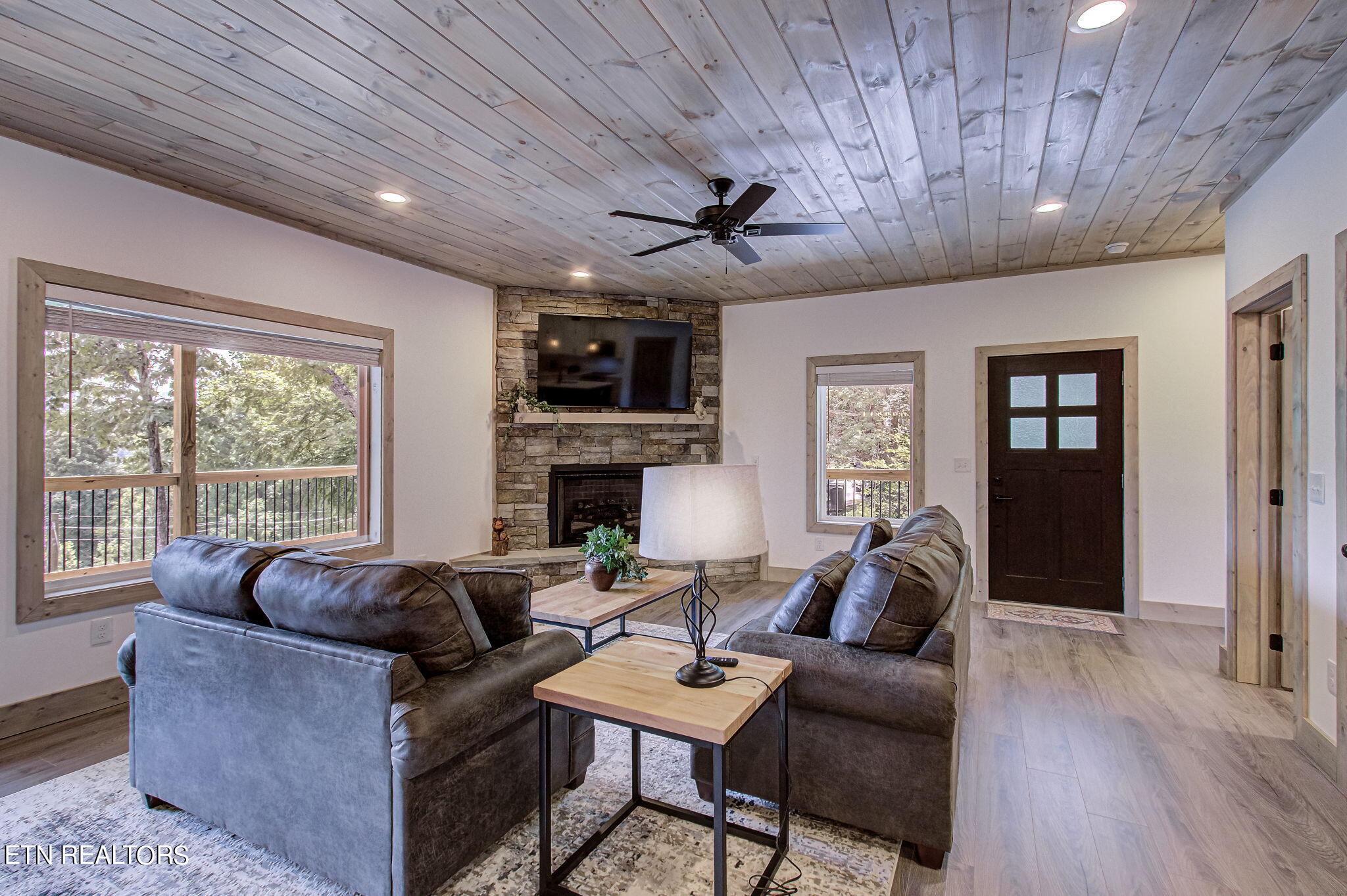 318 Greystone Heights Road Gatlinburg, TN 37738 - Photo 13 of 60 318 GSH 2