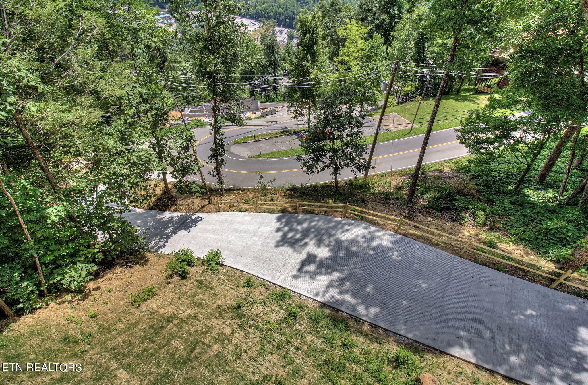 318 Greystone Heights Road Gatlinburg, TN 37738 - Photo 45 of 60 318 GSH Driveway