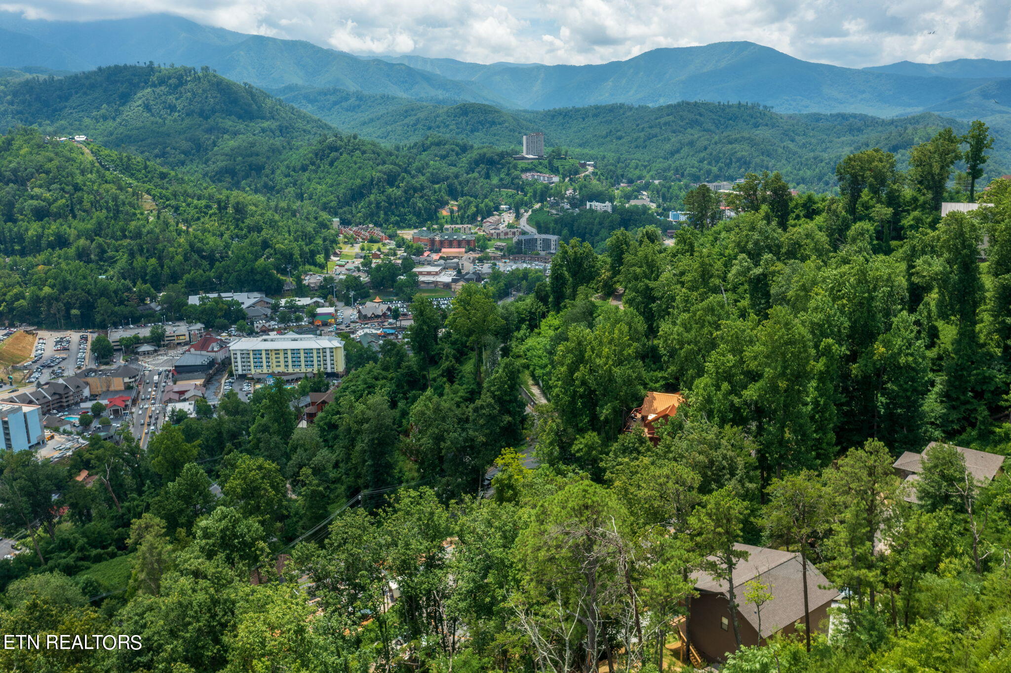 318 Greystone Heights Road Gatlinburg, TN 37738 - Photo 51 of 60 318 GSH Drone View 6