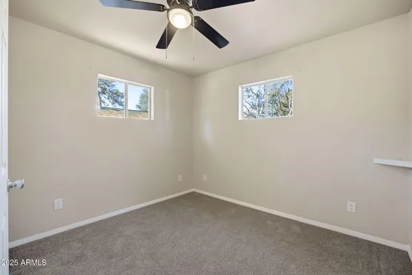 $182,500 | 2060 Wilderness Drive, Overgaard, AZ 85933