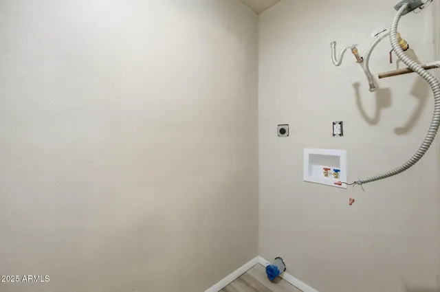 $207,000 | 2060 Wilderness Drive, Overgaard, AZ 85933