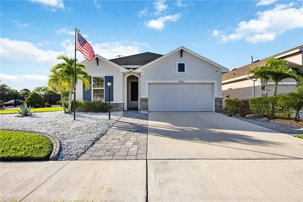 $2,795 | 3926 Sunshine Pine Avenue, Bradenton, FL 34203