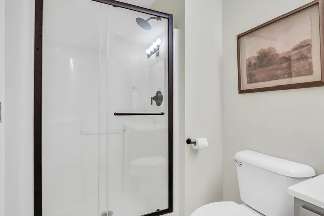 $319,000 | 983 Ellsworth Drive, Grayslake, IL 60030