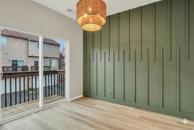 $319,000 | 983 Ellsworth Drive, Grayslake, IL 60030