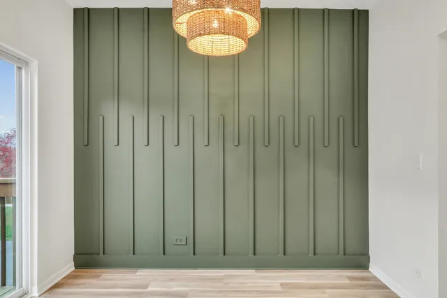 $319,000 | 983 Ellsworth Drive, Grayslake, IL 60030