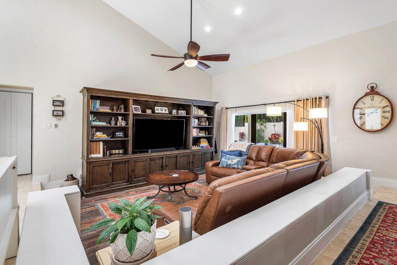 2626 Northwest 42nd Street Boca Raton, FL 33434 - Photo 13 of 42 013-2626Northwest42ndStreet-BocaRaton-FL