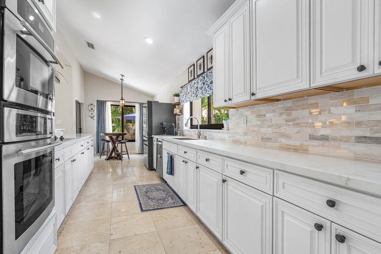 2626 Northwest 42nd Street Boca Raton, FL 33434 - Photo 21 of 42 021-2626Northwest42ndStreet-BocaRaton-FL