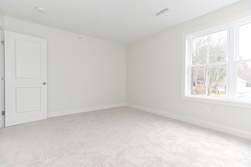 84 Bailey Road, Unit 84 Holden, MA 01520 - Photo 26 of 40
