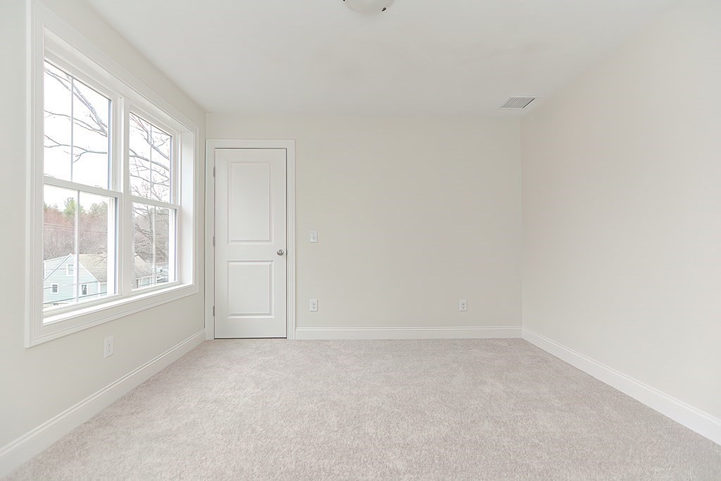 84 Bailey Road, Unit 84 Holden, MA 01520 - Photo 27 of 40