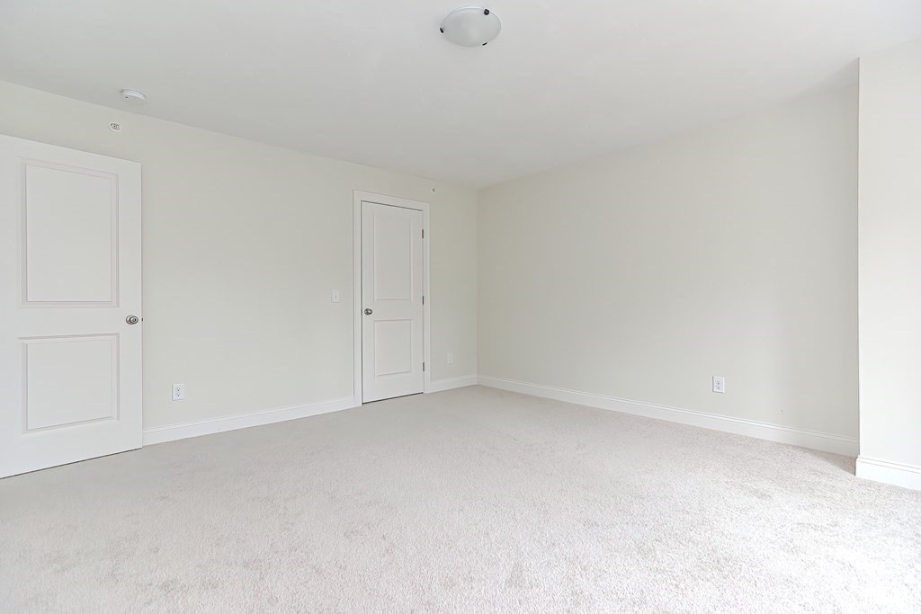 84 Bailey Road, Unit 84 Holden, MA 01520 - Photo 35 of 40