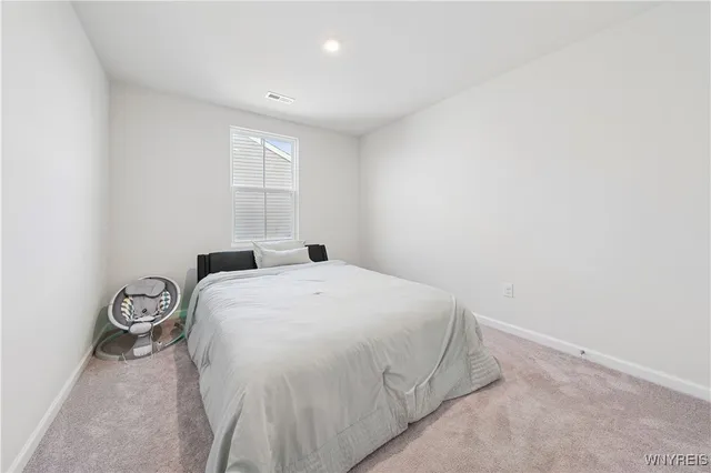 $3,400 | 32 Florence Lane, Amherst, NY 14228