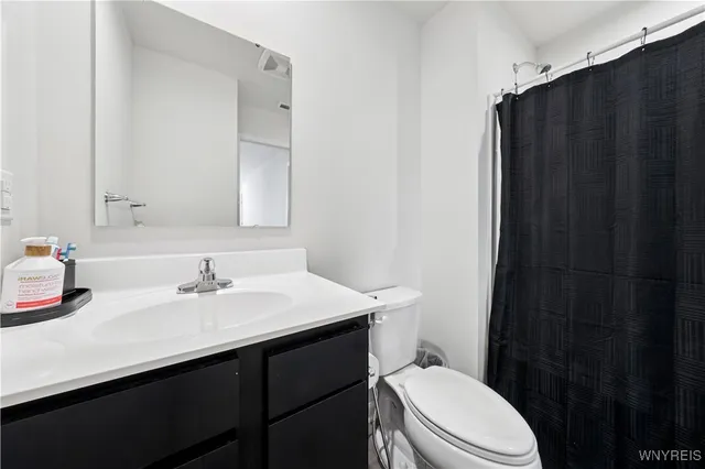 $3,400 | 32 Florence Lane, Amherst, NY 14228