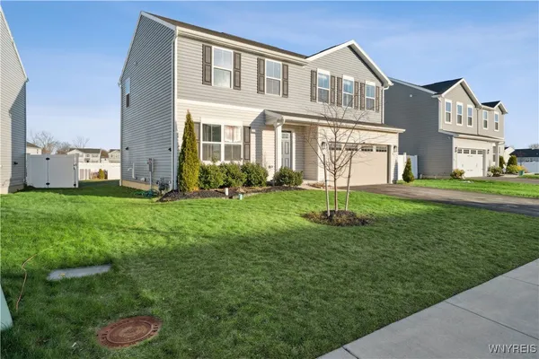 $3,400 | 32 Florence Lane, Amherst, NY 14228