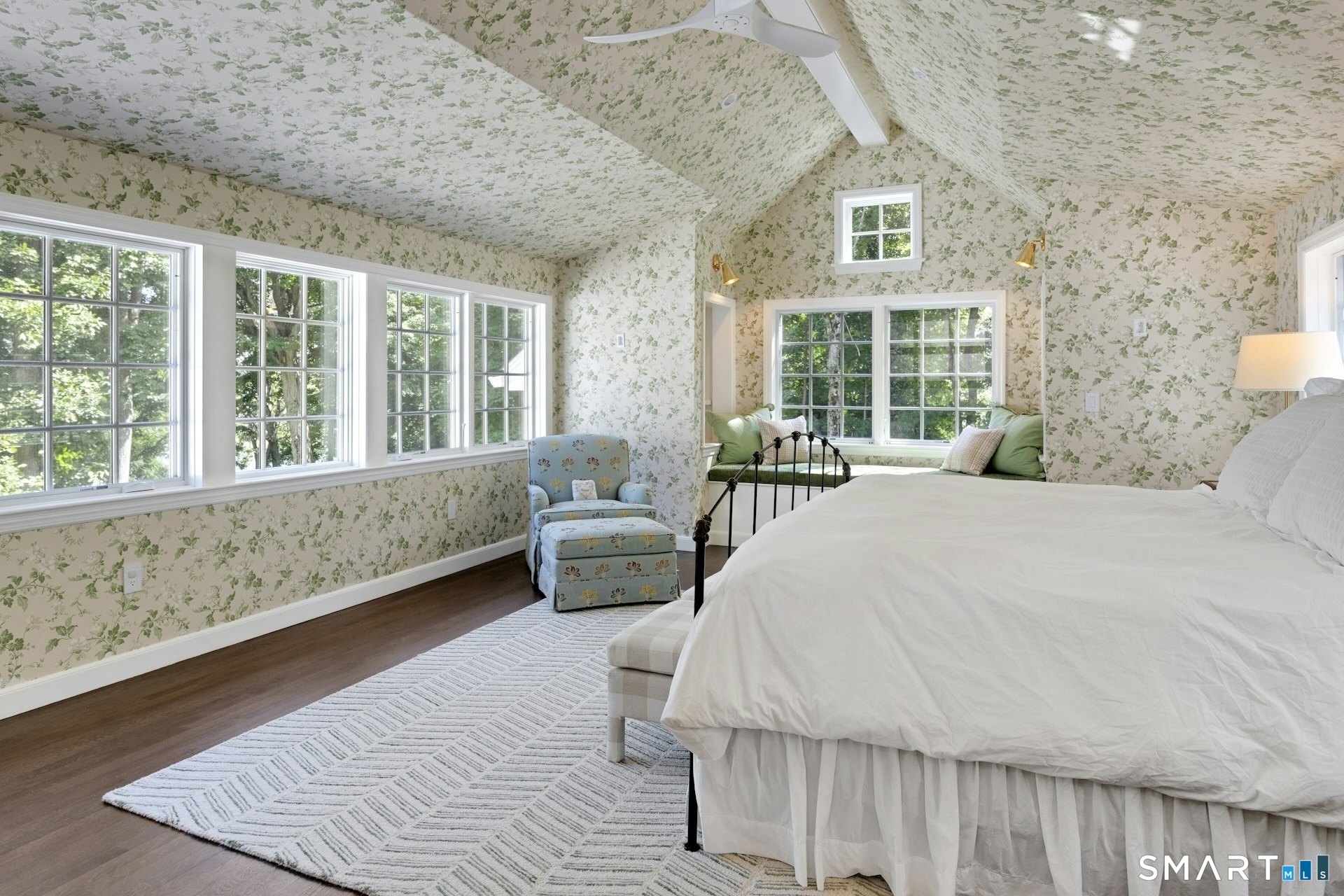 21 Harbor Road Darien, CT 06820 - Photo 16 of 32 Gallery Image 16