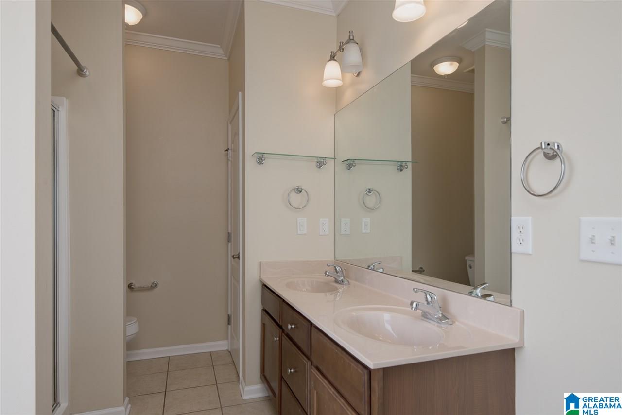 969 Valley Circle Leeds, AL 35094 - Photo 21 of 31