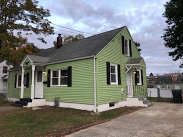 79 Blunt Road Springfield, MA 01109 - Photo 2 of 35 Gallery Image 2