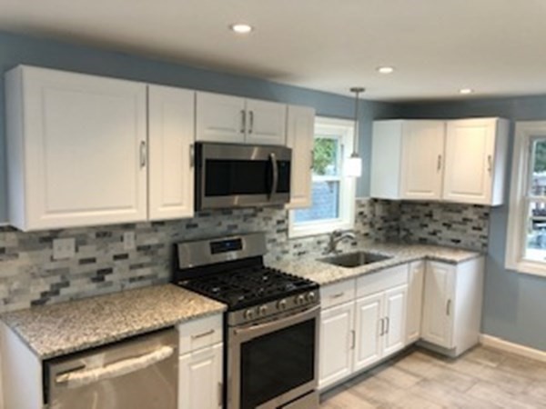 79 Blunt Road Springfield, MA 01109 - Photo 9 of 35 Gallery Image 9