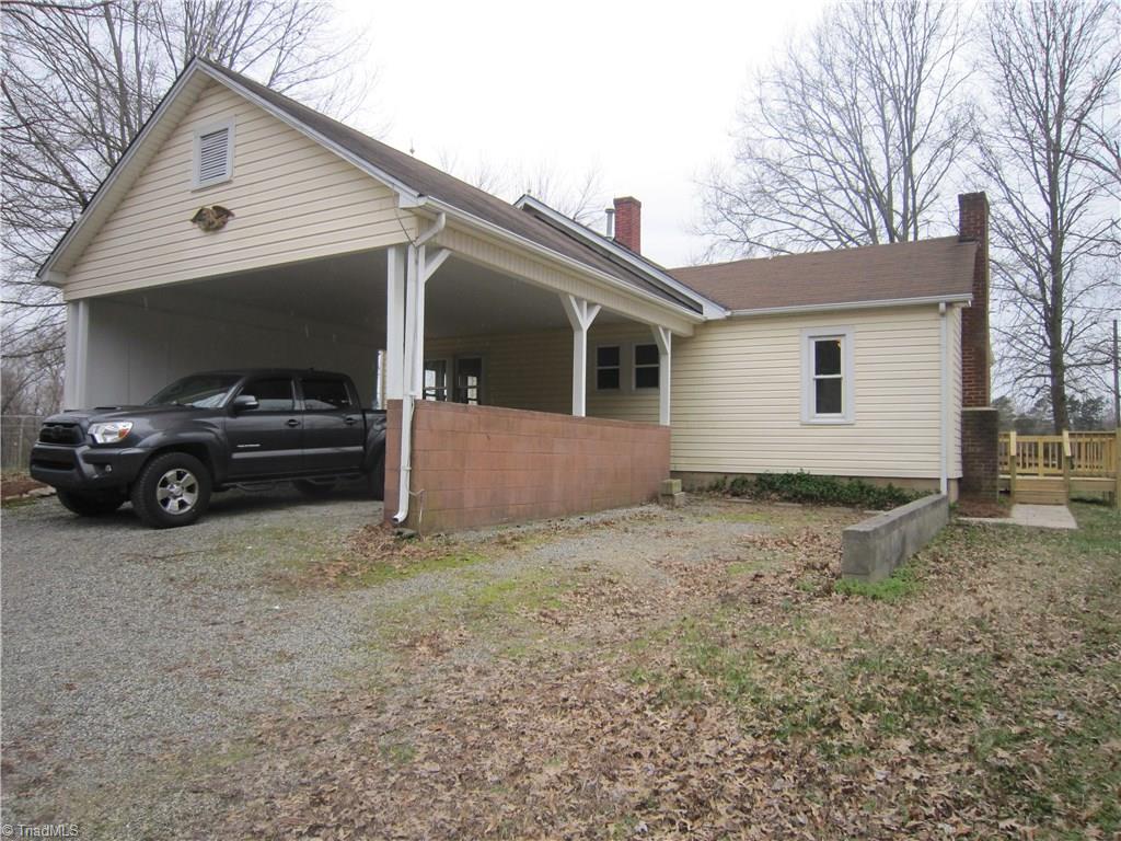 203 Nubbin Ridge Road High Point, NC 27265 - Photo 7 of 30 Gallery Image 7
