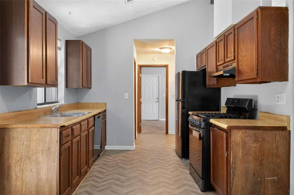 2414 Leslie Brook Drive Decatur, GA 30035 - Photo 6 of 22