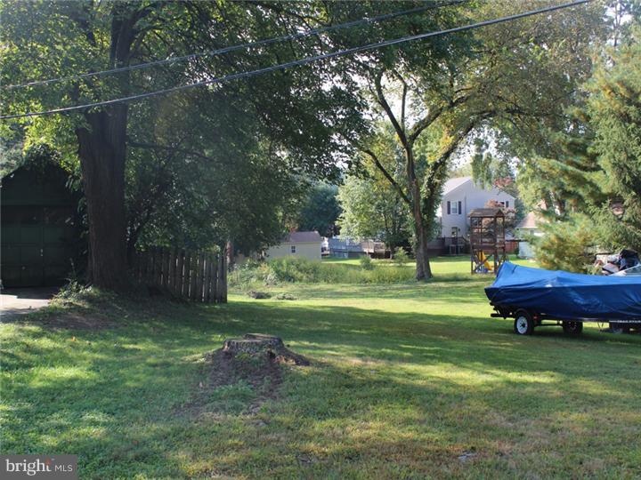 3536 Humpton Road Downingtown, PA 19335 - Photo 13 of 16 Side Yard