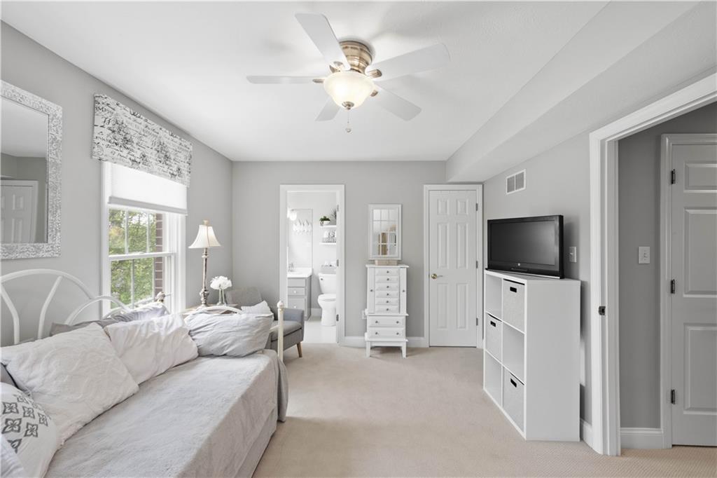 2382 Hilltop Road Presto, PA 15142 - Photo 23 of 35 Gallery Image 23