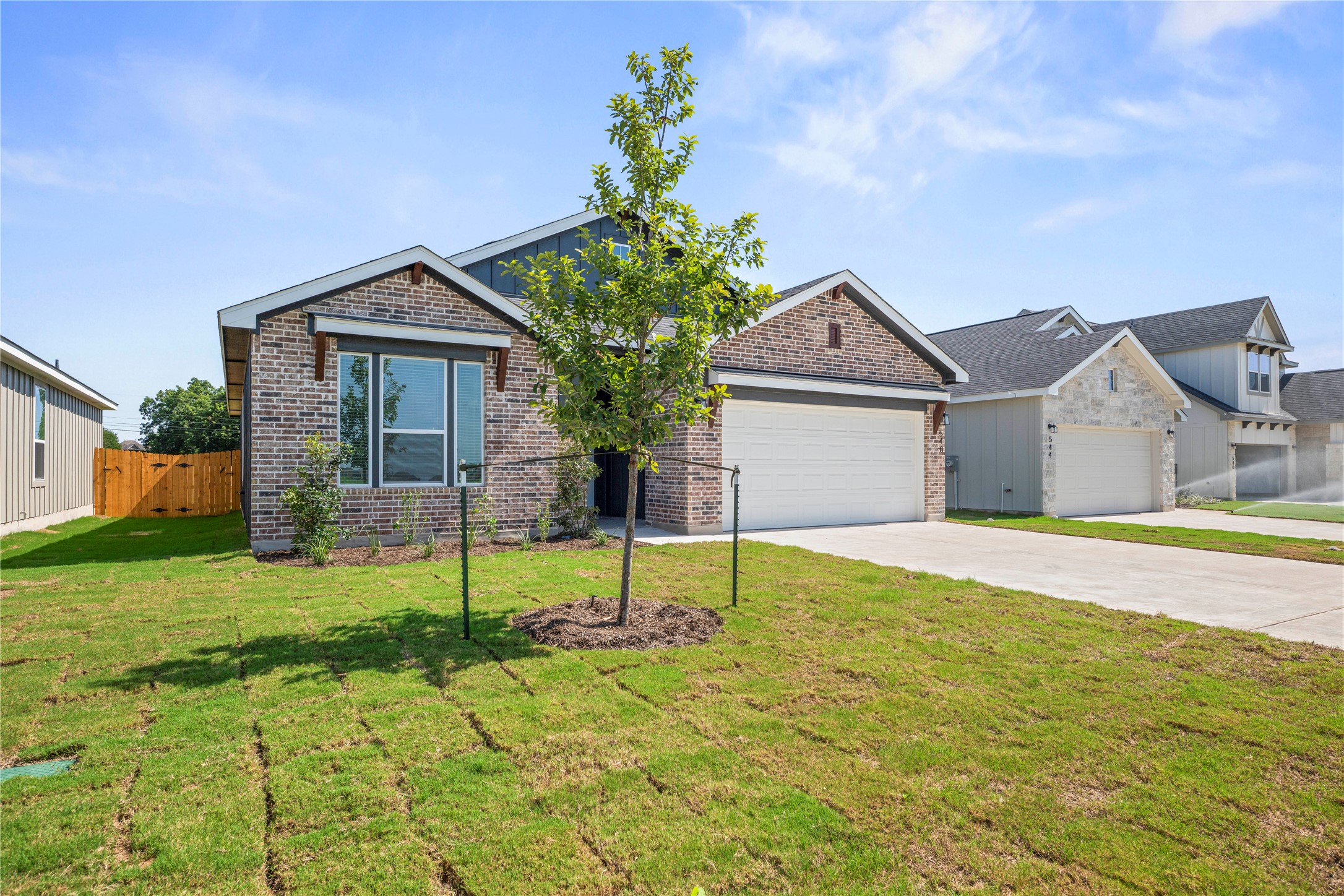 548 Gus Loop Georgetown, TX 78626 - Photo 2 of 25