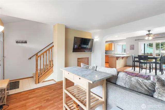 $530,000 | 904 Garfield Street, Mount Vernon, WA 98273